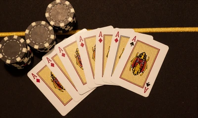 Baccarat & Poker (60+ Varianten)